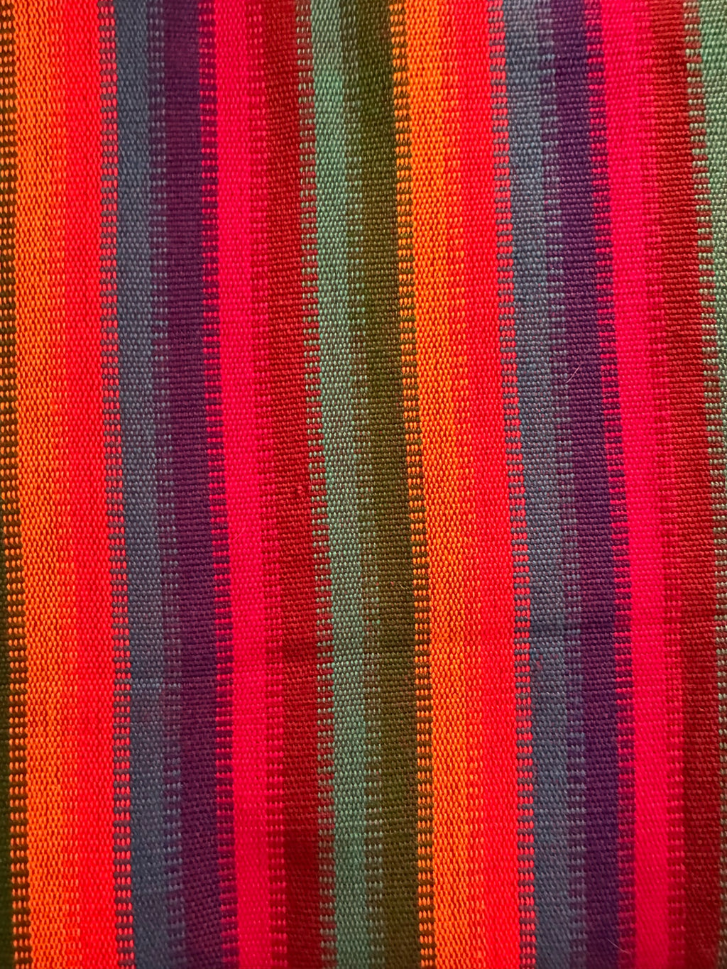 Front Textile: Red Green Purple