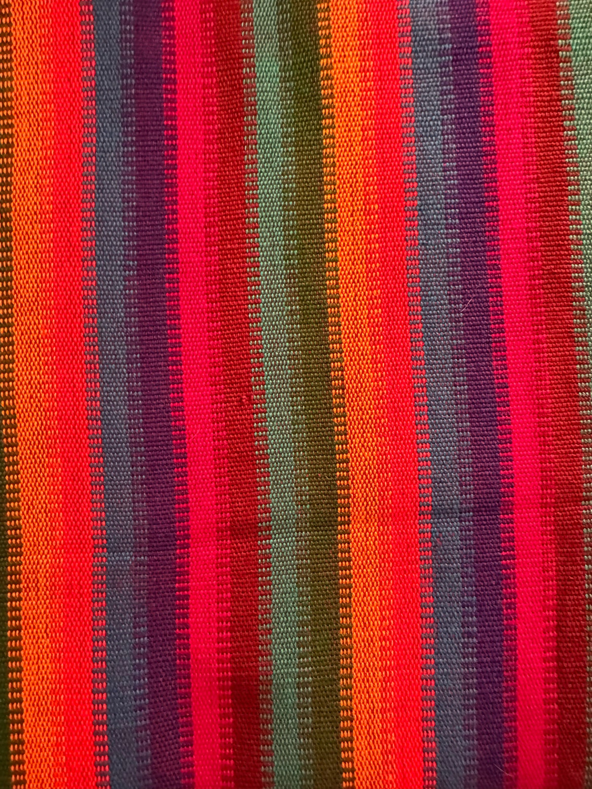 Front Textile: Red Green Purple